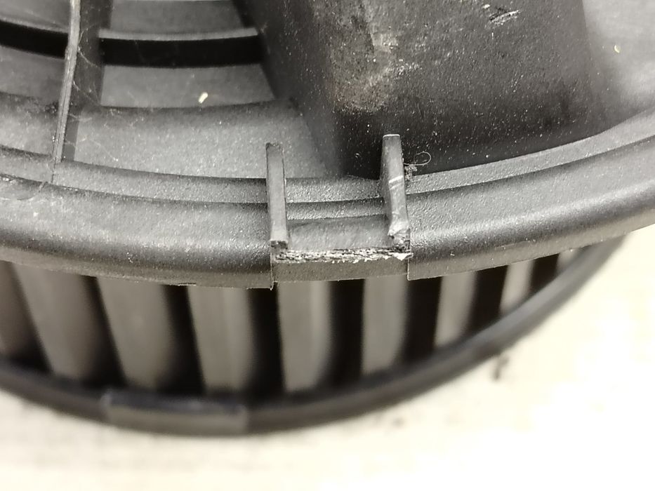 Motoras aeroterma BMW Seria 3 E90/E91/E92/E93 (2004 - 2010)