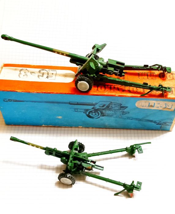 Коллекционные модельки пушек