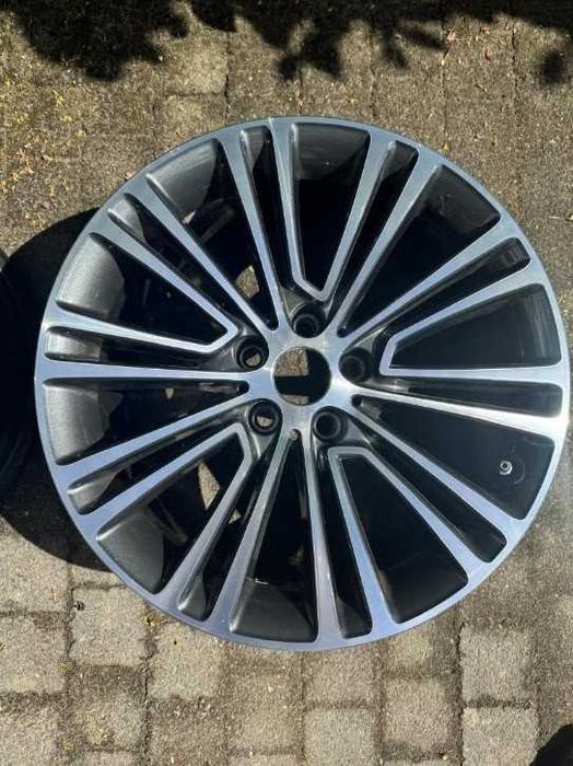 Страхотни джанти 18-ски за BMW G30-G31 Style 634
