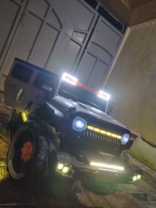 Bolalar uchun mashina: yangi mashina, aybi yo'q zaraydnik pultlari bor