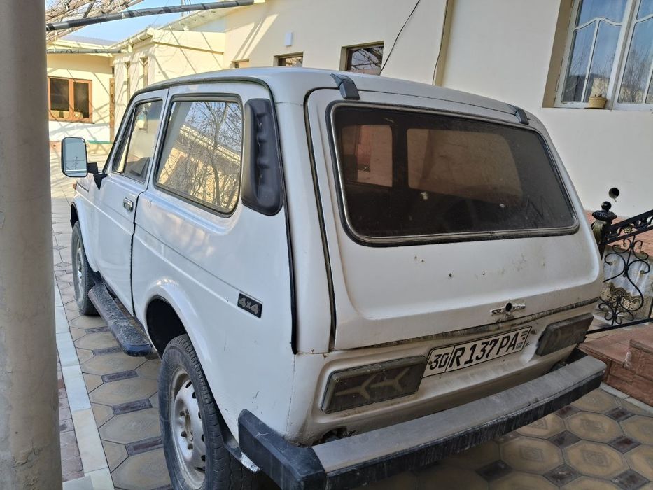 Vaz Niva pikap yaxwi xolatda