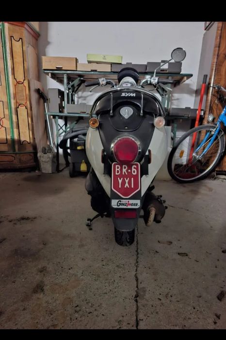 Scuter Mio Sym 50