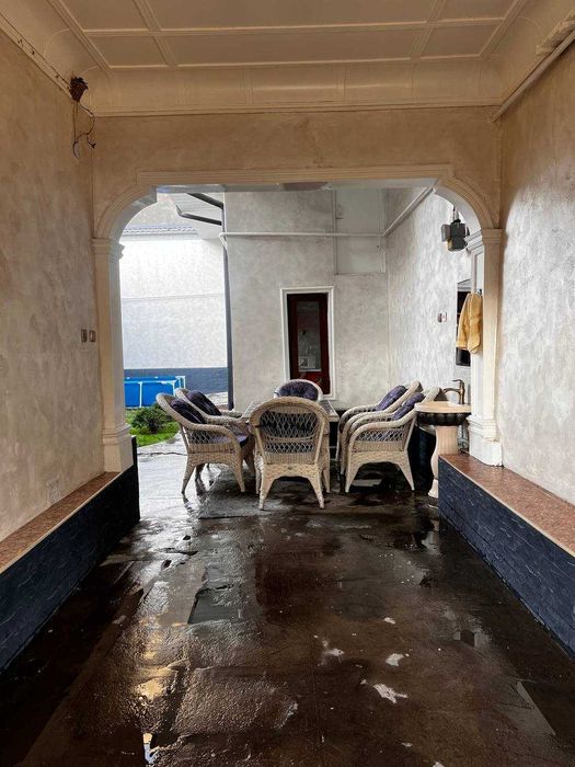 Чилонзор Домбираободда шинамгина ховли сотилади. NR494/61