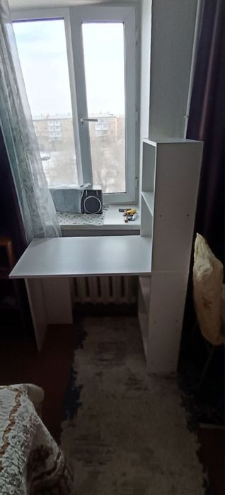 Продам компьютерный-письменный стол "Кито"