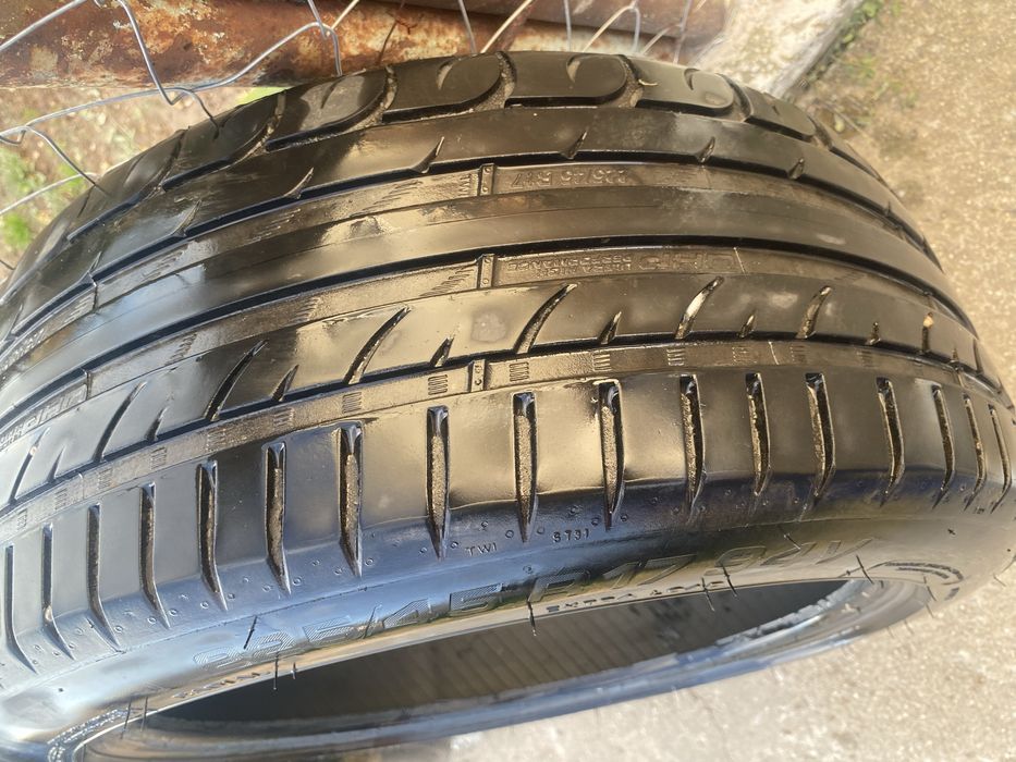 Vand 2 cauciucuri de vara 225/45/r17