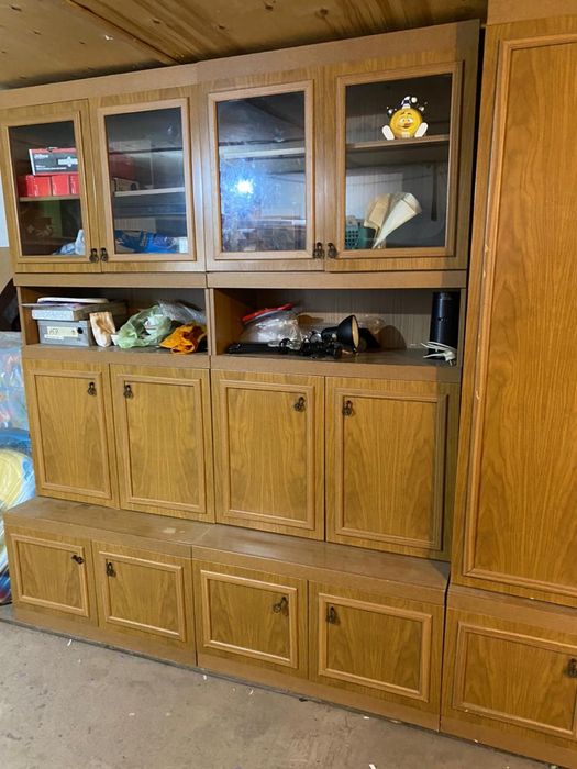 Продам стенку б/у в хорошем состоянии