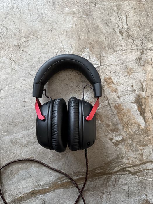 Casti Gaming HyperX Cloud III