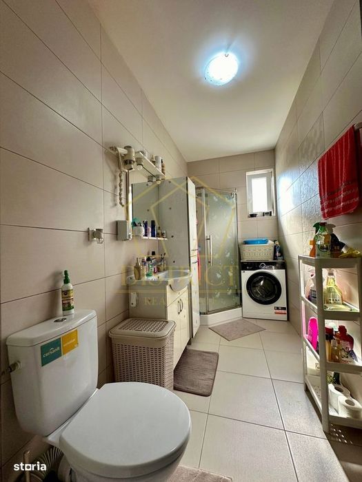 Apartament cu 3 camere mobilat si utilat la parter in Giroc la asfalt.