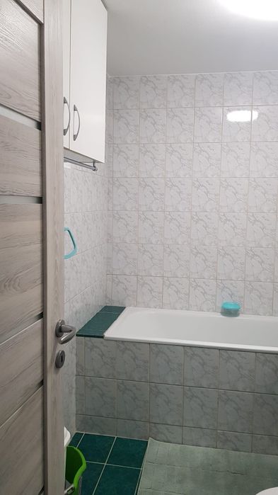 Dau in chirie in Oradea apt 2 camere,cartieru Dragos Voda