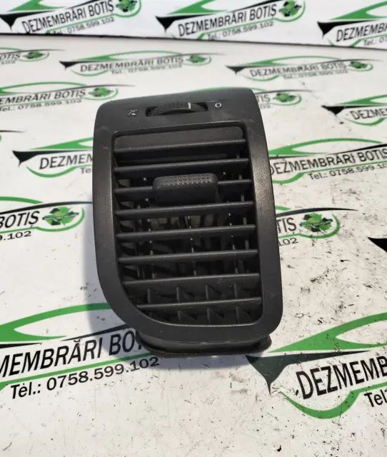 Grila ventilatie bord dreapta Volkswagen VW Polo 2000 1.0 MT (50 hp)