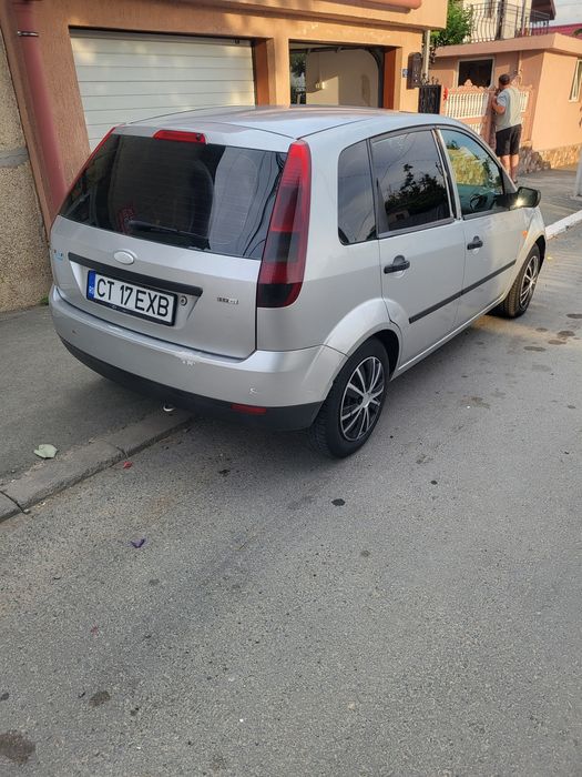 FORD Fiesta 2004 — imagine 4