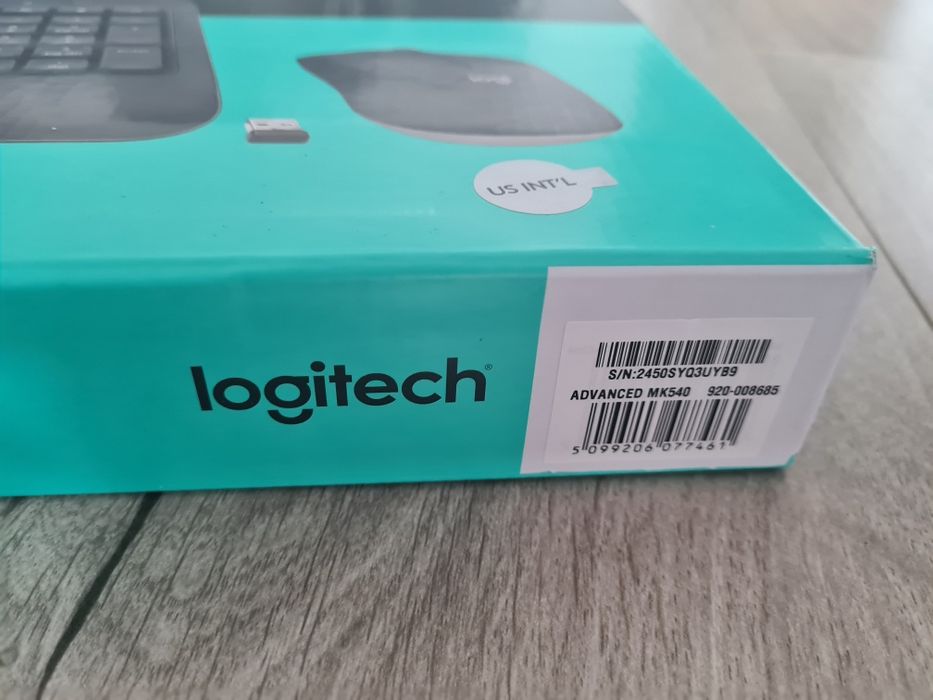 Set nou tastatura-+mouse wireless Logitech, sigilat