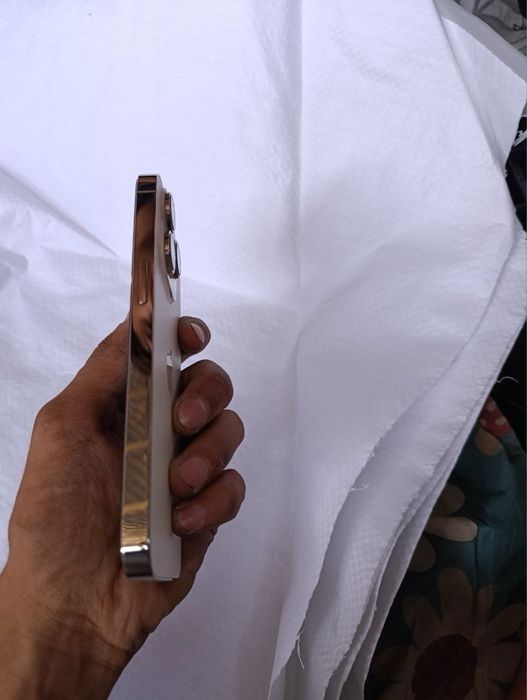 Iphone14 pro гарантиреий…