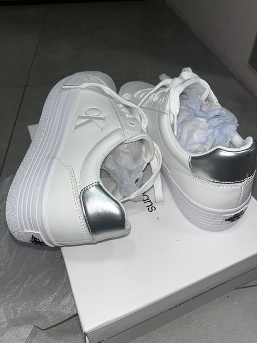 Calvin Klein обувки