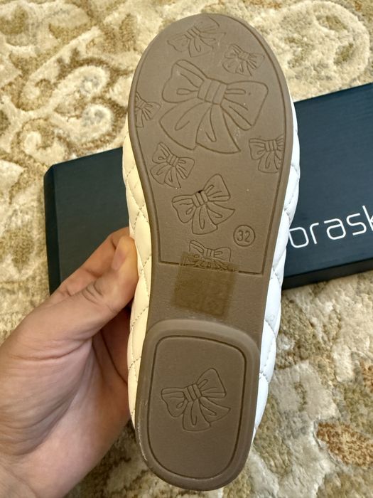 Белые балетки 32размера