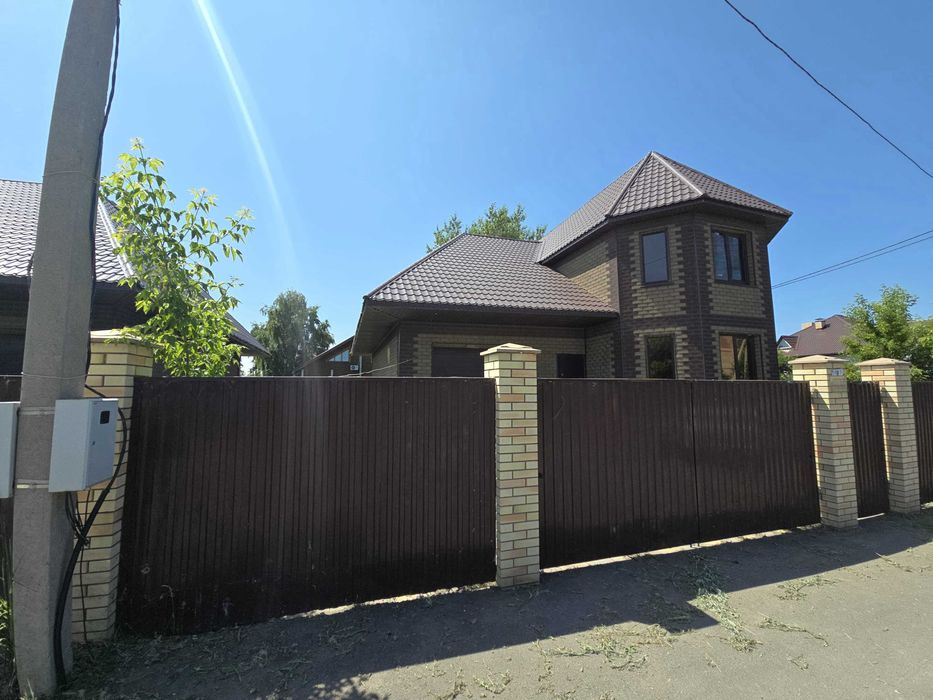 Продам коттедж в парковой зоне