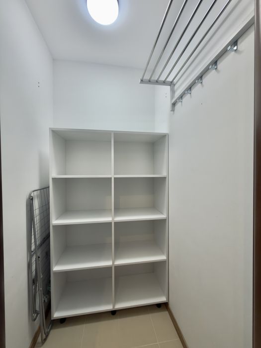 Garosniera de inchiriat in zona Astra pe str Poienelor nr 8 ,et 7/11