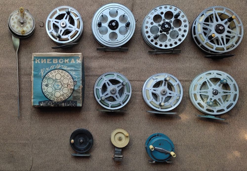 Удочки, крючки... Всё для рыбалки!!!