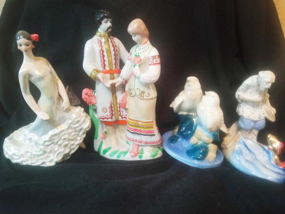 Статуэтки Советские фарфоровые