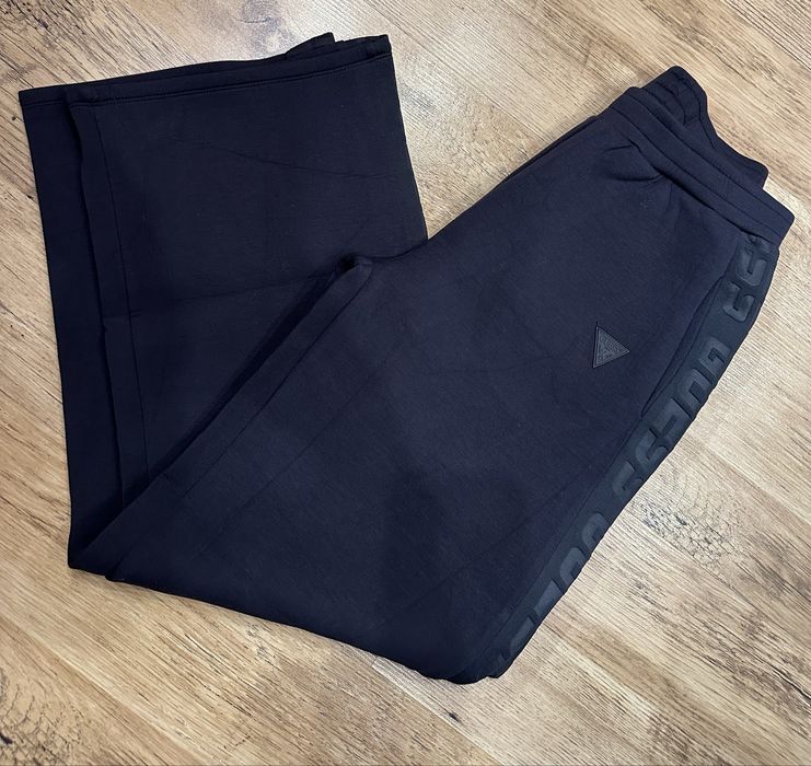 Guess черна долница