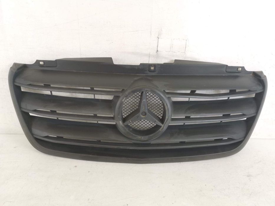 Grila Radiator Mercedes-Benz Sprinter 3 907 2018 2019 2020 2021 910 Or