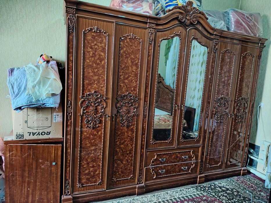 Продам срочно мебель!