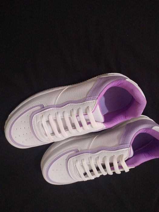 Новые, женские кеды