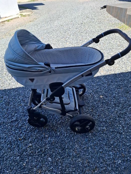 Vand carucior copiii