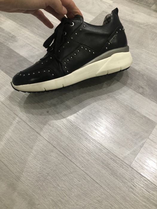 Pikolinos женски кожени сникърси