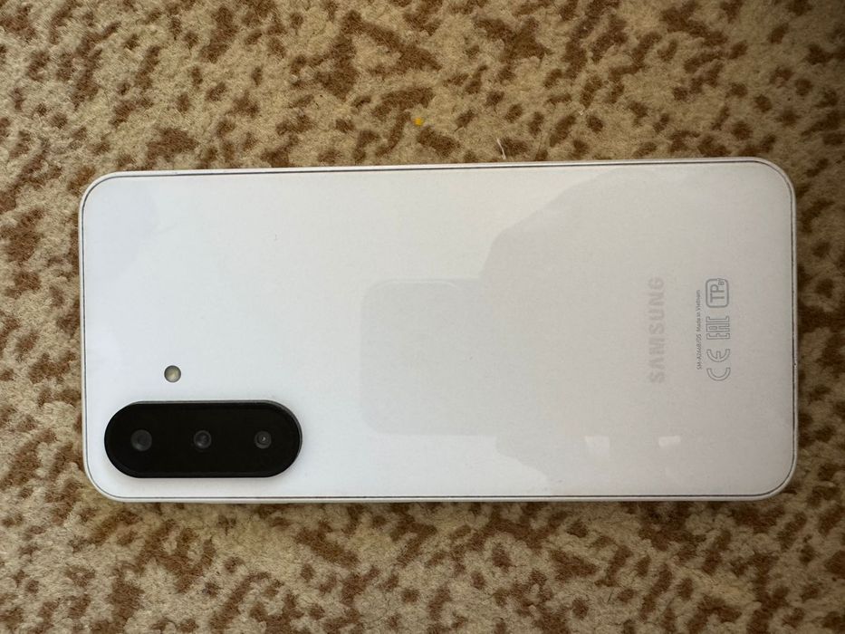 Самсунг А26 обмен интересует