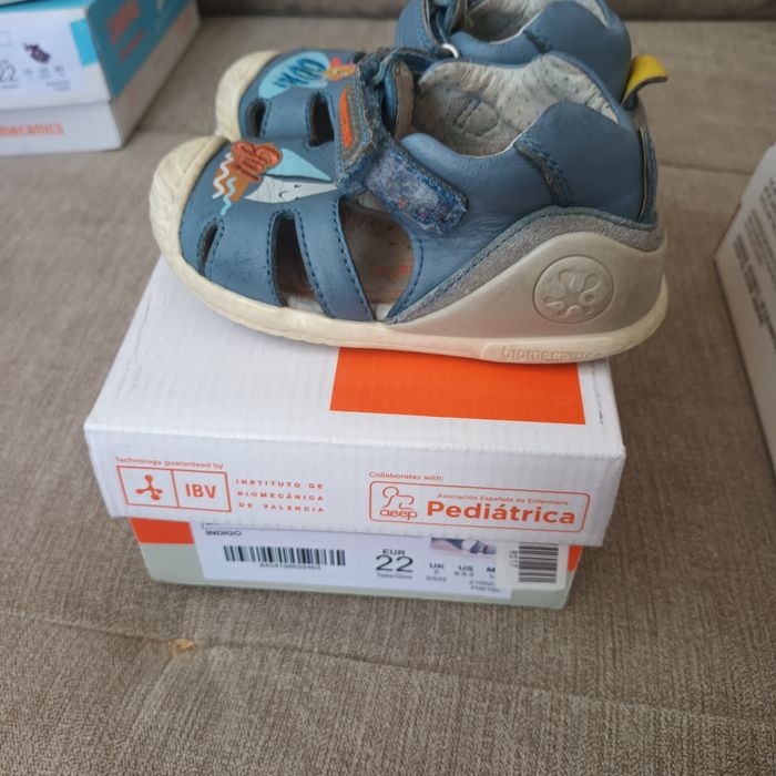 Маратонки и сандали 22, 23 номер