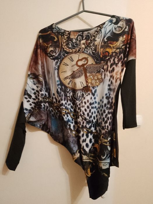 Дамска риза, бюстие и блуза