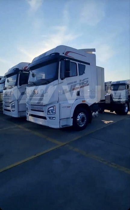 FAW JH6 4х2 Тягач