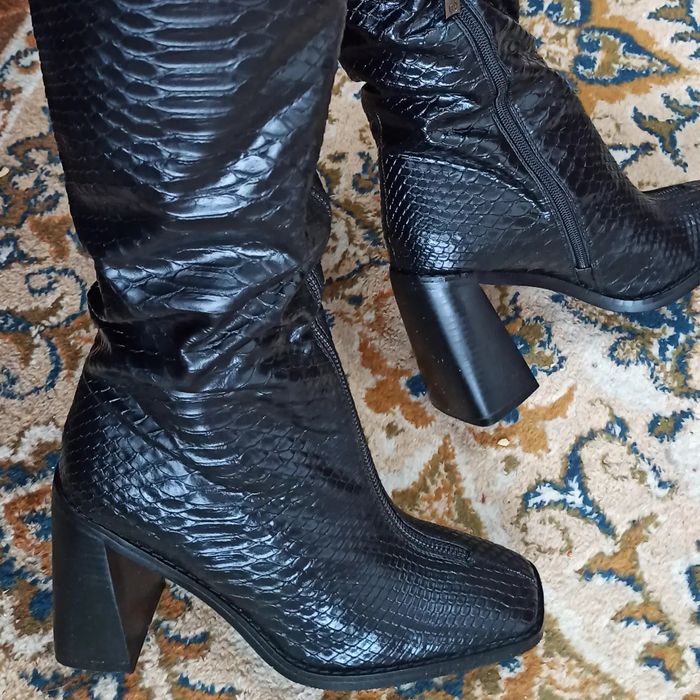 Сапоги                      .