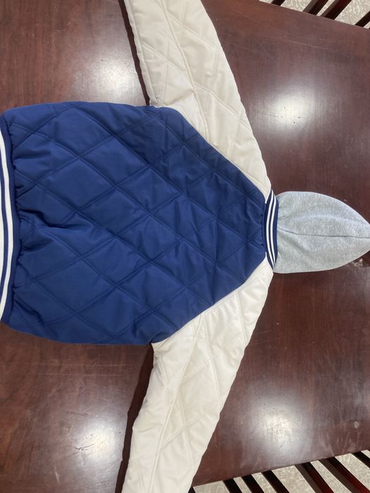 Продается новая весеняя куртка