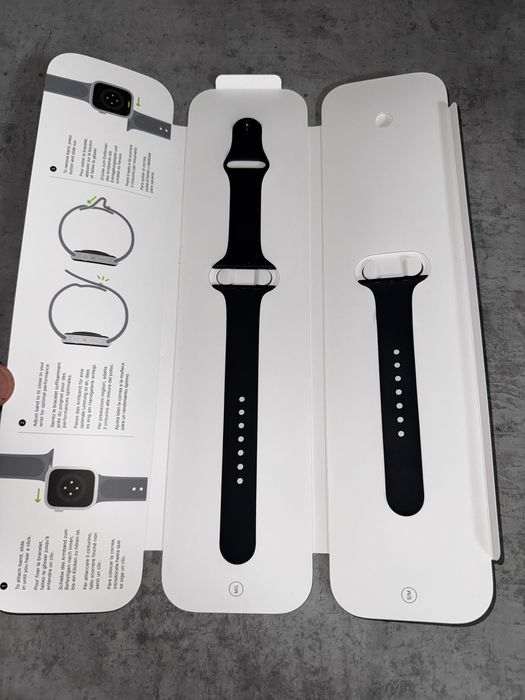 Apple Watch Series 7, 45mm, midnight black