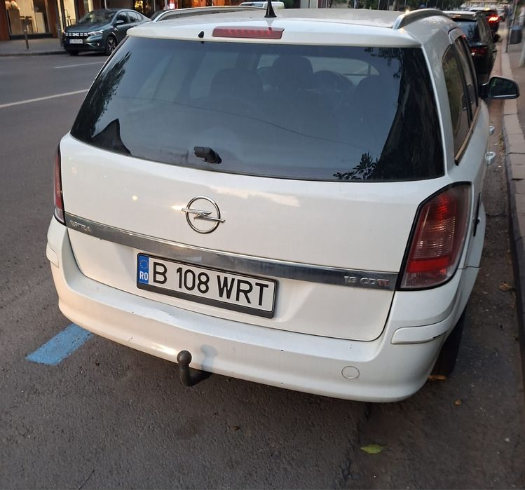 Vând Opel Astra break
