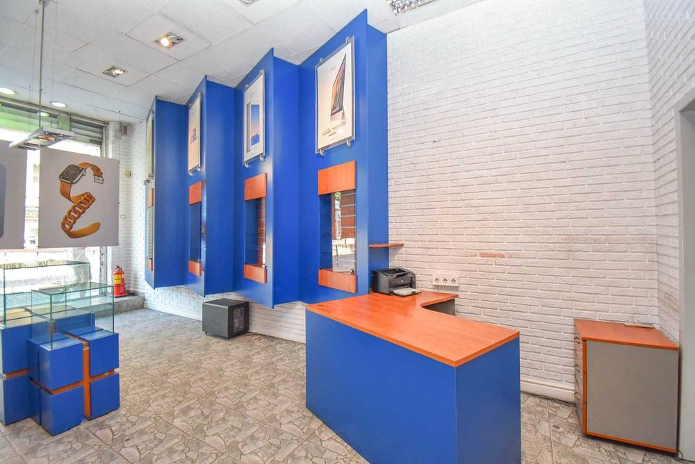 Дава се под наем Магазин в София, Център - 50 кв.м за 1390 € - Снимка #3