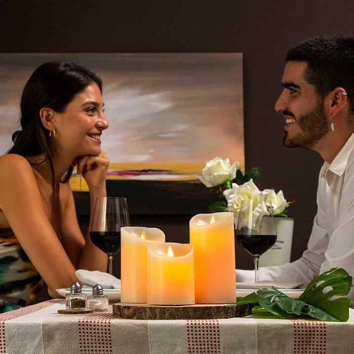 Многоцветни LED свещи с ефект на пламък с дистанционно управление