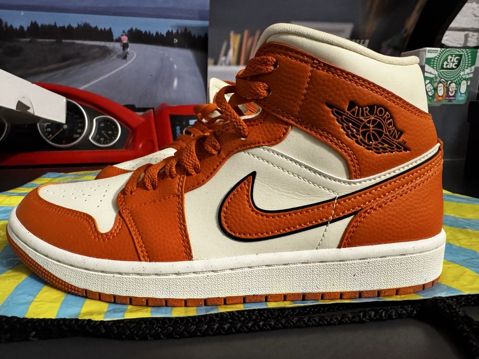 Nike Air Jordan 1 Mid