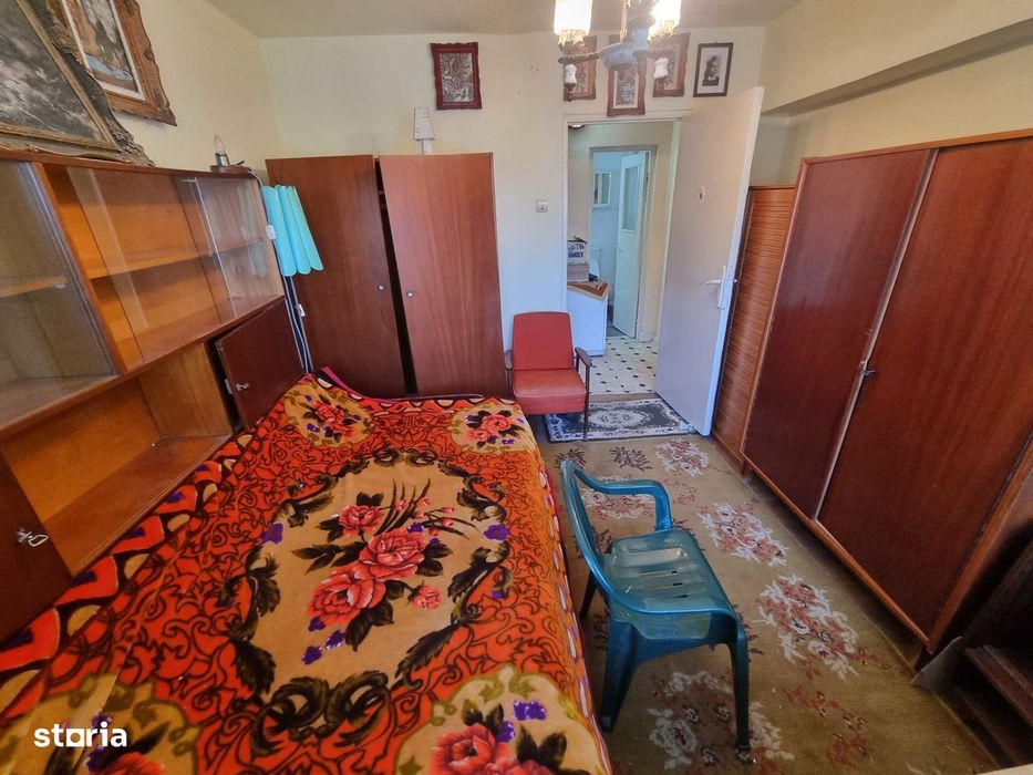 Apartament 2 camere decomandat,ultracentral,Deva-Bd.Decebal-piată