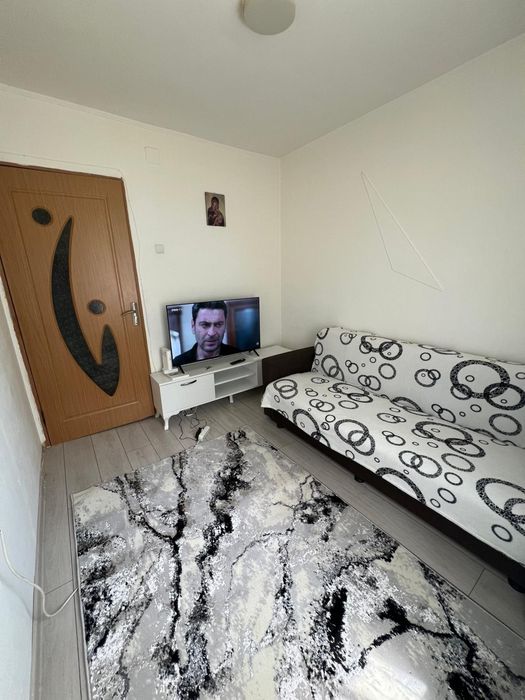Garsoniera de închiriat