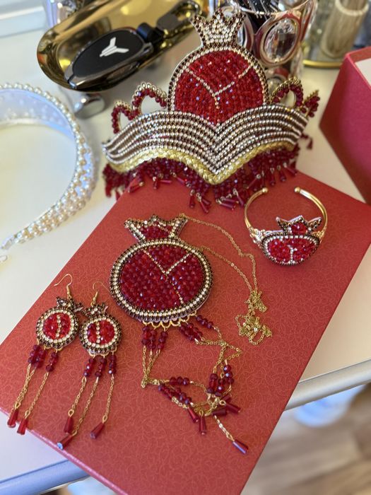 Qizla tillaqosh abadokla hammasi yangi