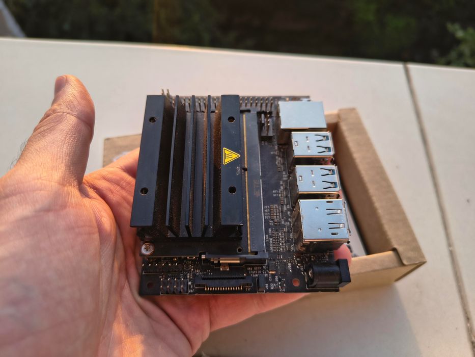 Nvidia Jetson Nano DevKit + Fan + Adapter