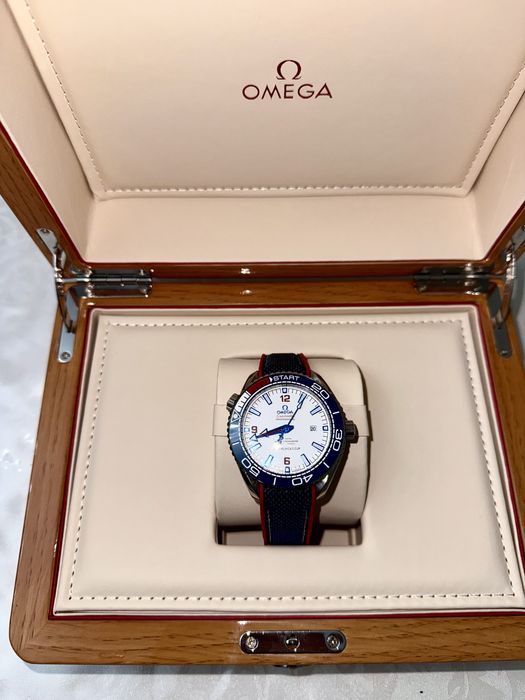 Продается механические часы