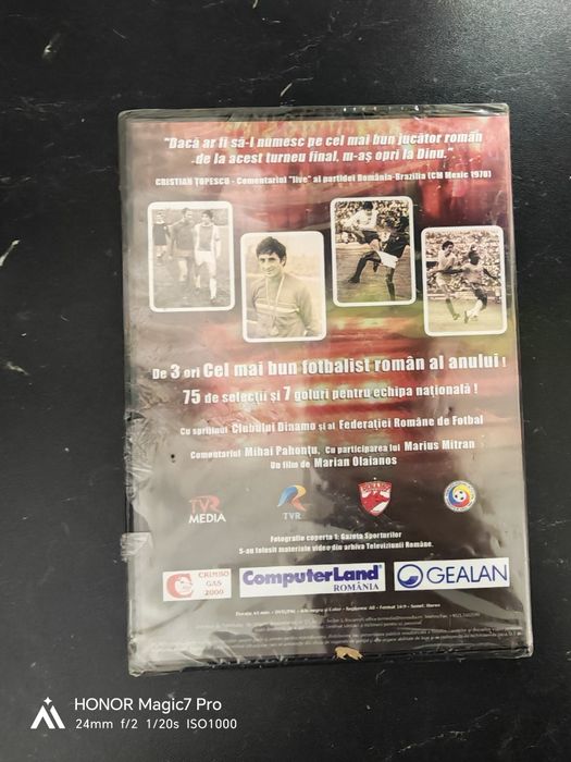 Vând DVD Dinu și caseta Dinamo