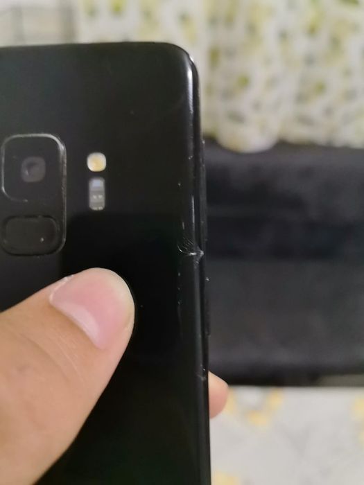 Продам Samsung galaxy s9