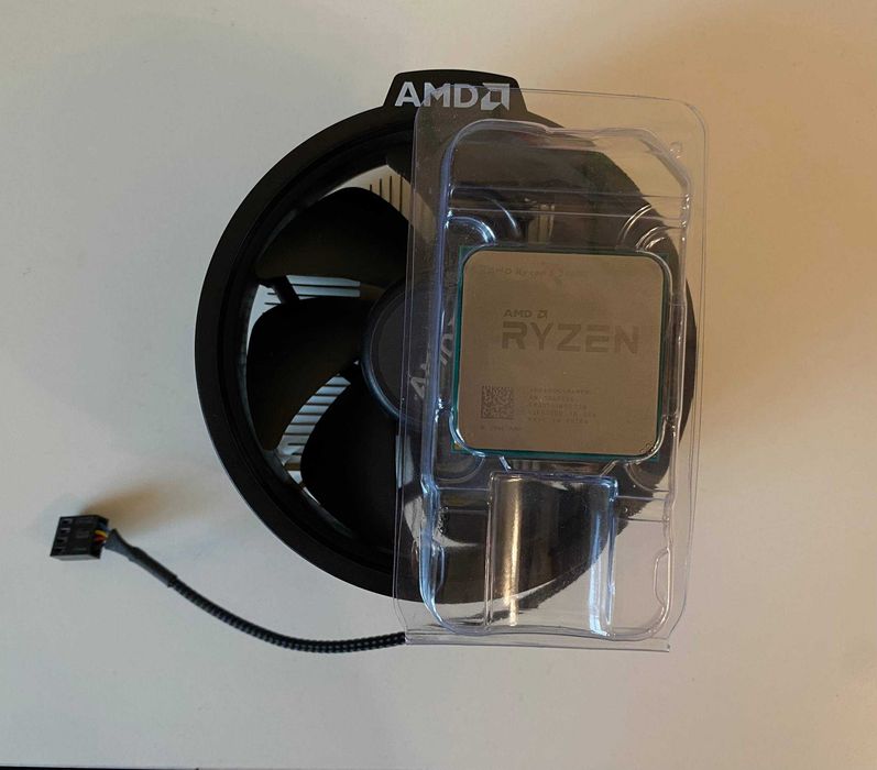 Процессор AMD Ryzen 5 2400G + AMD Wraith Stealth Cooler