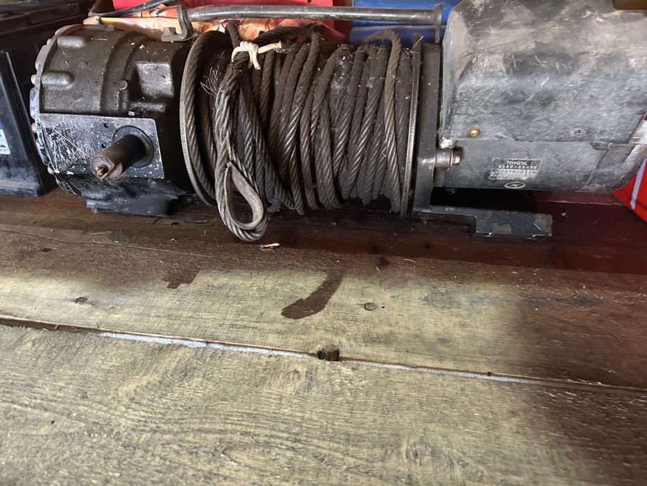 Продам лебедку на авто