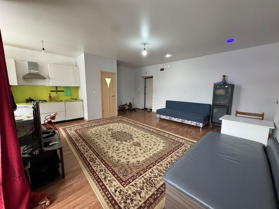 Продам квартиру 2+ район КСК